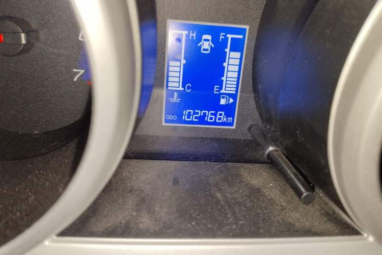 Used CHANGAN KAICHENG Ounuo S 2014 1.5L Base Version Odometer Close Up