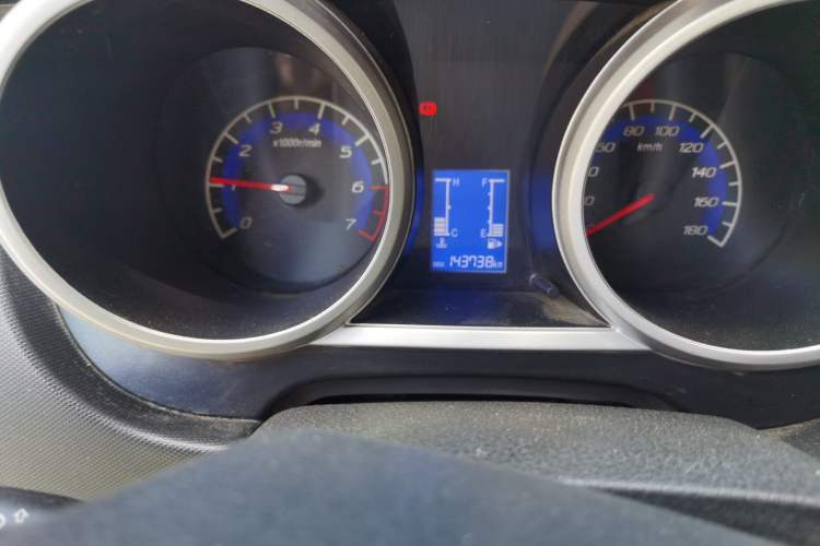 Used CHANGAN KAICHENG Ounuo S 2014 1.5L Luxury Model Odometer Close Up