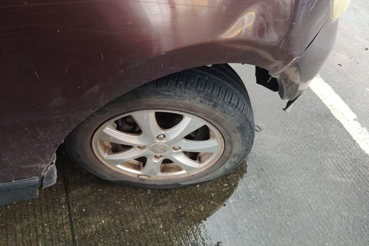 Used CHANGAN KAICHENG Ounuo S 2014 1.5L Base Version Right Front Wheel Hub