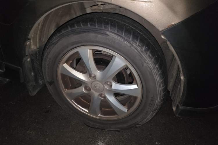 Used CHANGAN KAICHENG Ounuo S 2014 1.5L Base Version Right Front Wheel Hub