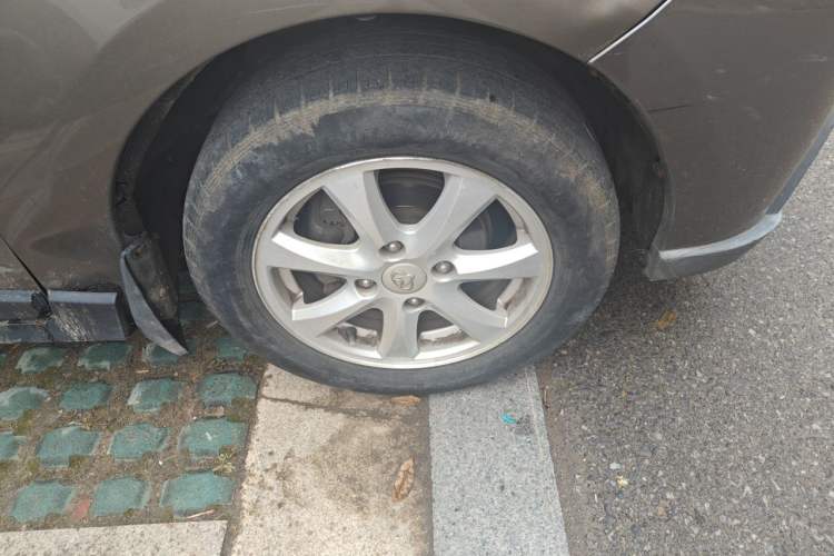 Used CHANGAN KAICHENG Ounuo S 2014 1.5L Base Version Right Front Wheel Hub