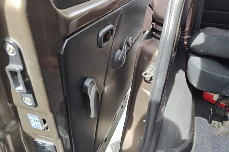 Used CHANGAN KAICHENG Ounuo S 2014 1.5L Base Version Right Rear Door Interior