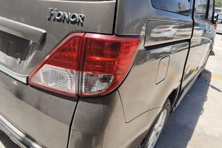 Used CHANGAN KAICHENG Ounuo S 2014 1.5L Base Version Right Rear Taillight