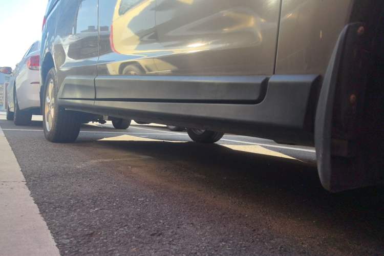 Used CHANGAN KAICHENG Ounuo S 2014 1.5L Base Version Right Side Sill