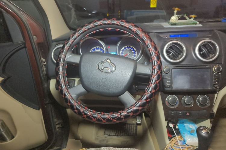 Used CHANGAN KAICHENG Ounuo S 2014 1.5L Elite Model Steering Wheel