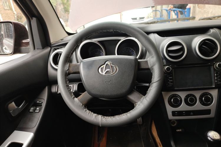 Used CHANGAN KAICHENG Ounuo S 2014 1.5L Base Version Steering Wheel