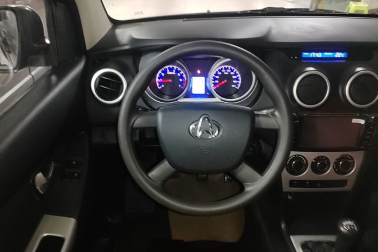 Used CHANGAN KAICHENG Ounuo S 2014 1.5L Base Version Steering Wheel