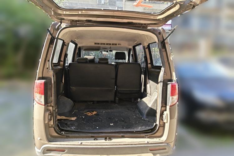 Used CHANGAN KAICHENG Ounuo S 2014 1.5L Base Version Trunk