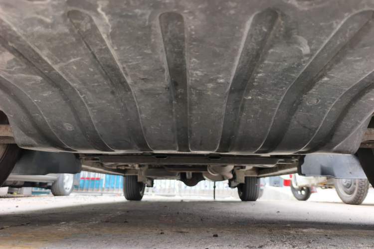 Used CHANGAN KAICHENG Ounuo S 2014 1.5L Luxury Model Chassis Front