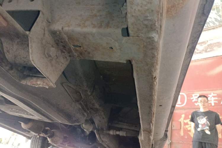 Used CHANGAN KAICHENG Ounuo S 2014 1.5L Base Version Chassis Rear Right