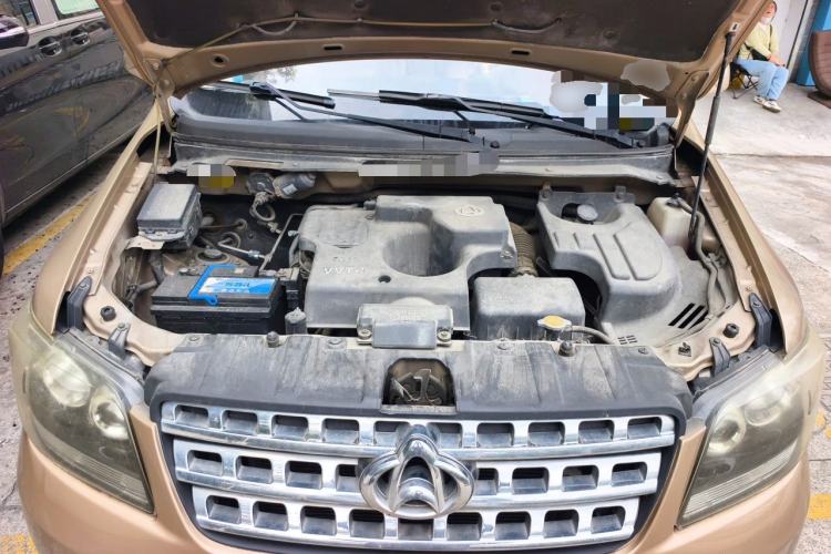 Used CHANGAN KAICHENG Ounuo S 2014 1.5L Luxury Model Engine Bay