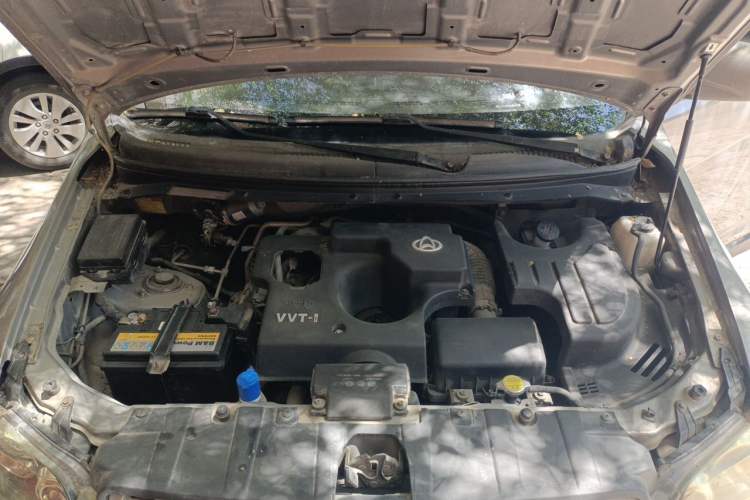 Used CHANGAN KAICHENG Ounuo S 2014 1.5L Base Version Engine Bay