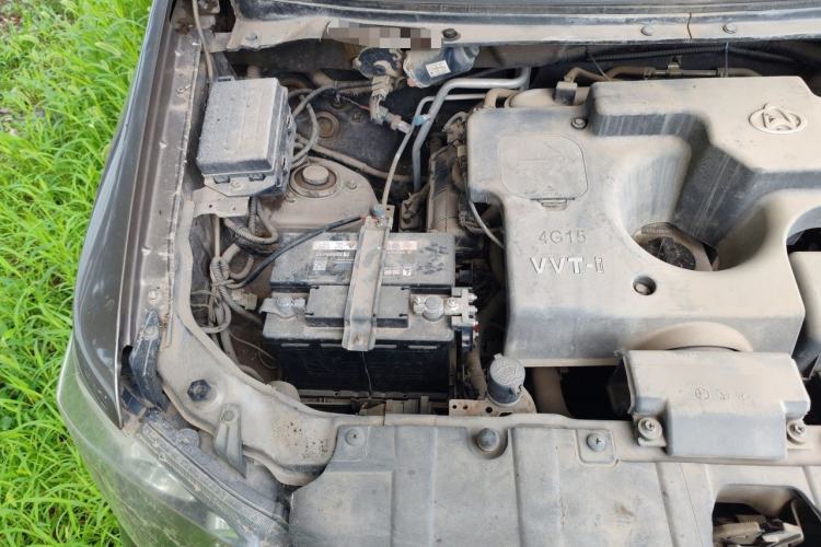 Used CHANGAN KAICHENG Ounuo S 2014 1.5L Base Version Engine Bay Right