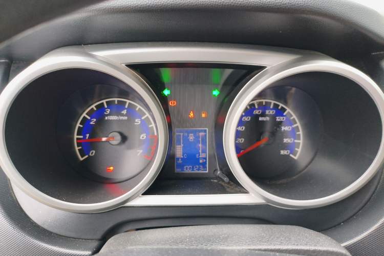Used CHANGAN KAICHENG Ounuo S 2014 1.3L Elite Model Instrument Cluster