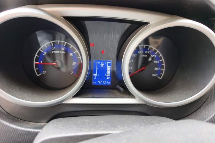 Used CHANGAN KAICHENG Ounuo S 2014 1.5L Luxury Model Instrument Cluster