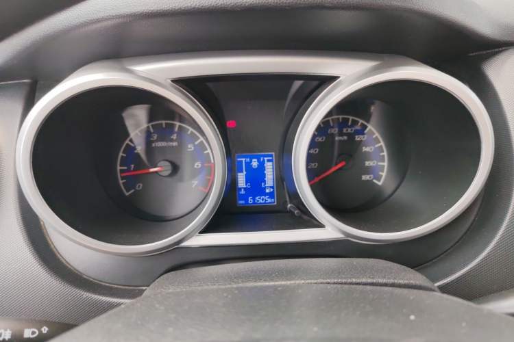 Used CHANGAN KAICHENG Ounuo S 2014 1.5L Base Version Instrument Cluster