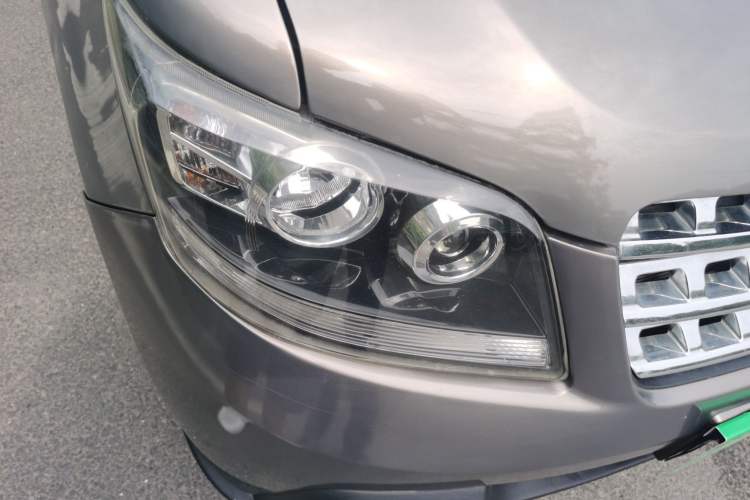 Used CHANGAN KAICHENG Ounuo S 2014 1.5L Luxury Model Right Front Headlight