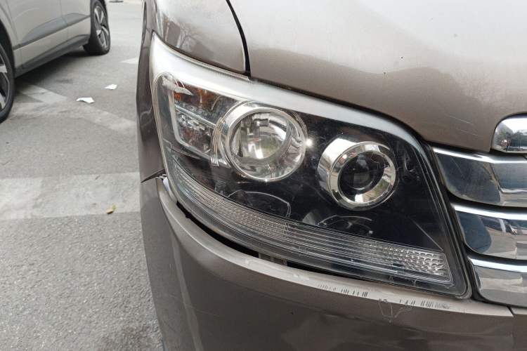 Used CHANGAN KAICHENG Ounuo S 2014 1.5L Base Version Right Front Headlight