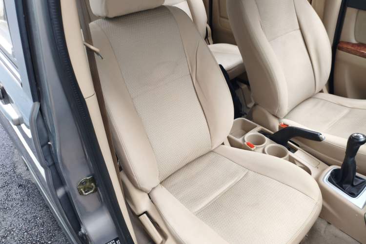 Used CHANGAN KAICHENG Ounuo S 2014 1.3L Elite Model Right Front Seat
