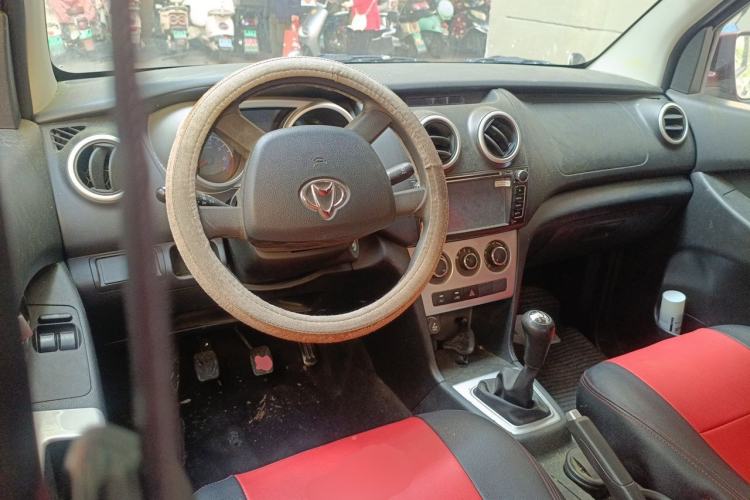 Used CHANGAN KAICHENG Ounuo S 2014 1.5L Base Version Steering Wheel