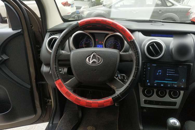 Used CHANGAN KAICHENG Ounuo S 2014 1.5L Base Version Steering Wheel