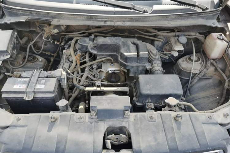 Used CHANGAN KAICHENG Ounuo S 2014 1.5L Base Version Engine Bay