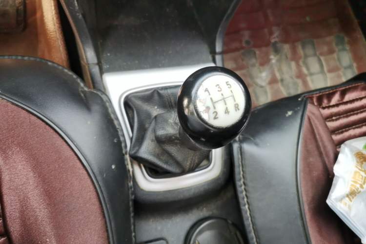 Used CHANGAN KAICHENG Ounuo S 2014 1.5L Base Version Gear Lever