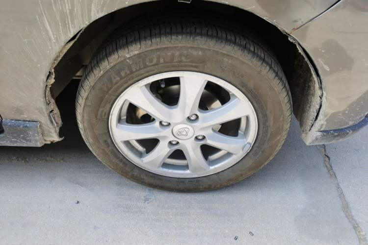 Used CHANGAN KAICHENG Ounuo S 2014 1.5L Base Version Right Front Wheel Hub