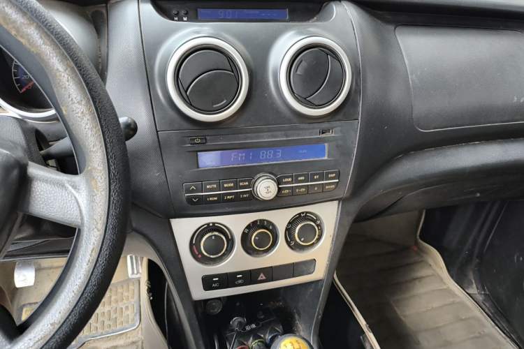 Used CHANGAN KAICHENG Ounuo S 2014 1.3L Base Version Audio And AC Panel