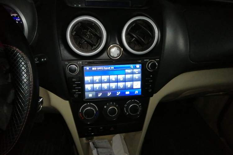 Used CHANGAN KAICHENG Ounuo S 2014 1.5L Elite Model Audio And AC Panel