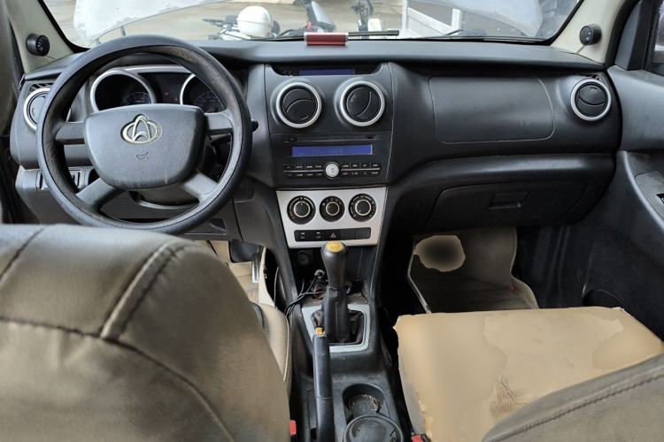 Used CHANGAN KAICHENG Ounuo S 2014 1.3L Base Version Center Console