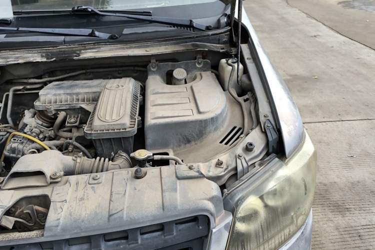 Used CHANGAN KAICHENG Ounuo S 2014 1.3L Base Version Engine Bay Left