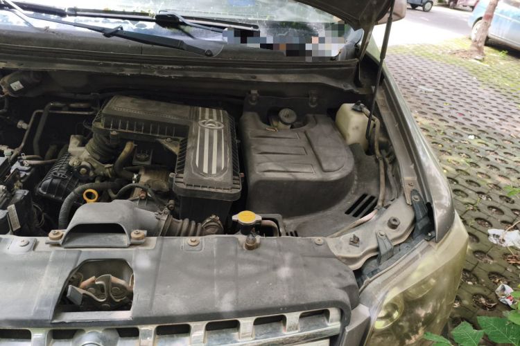 Used CHANGAN KAICHENG Ounuo S 2014 1.3L Elite Model Engine Bay Left