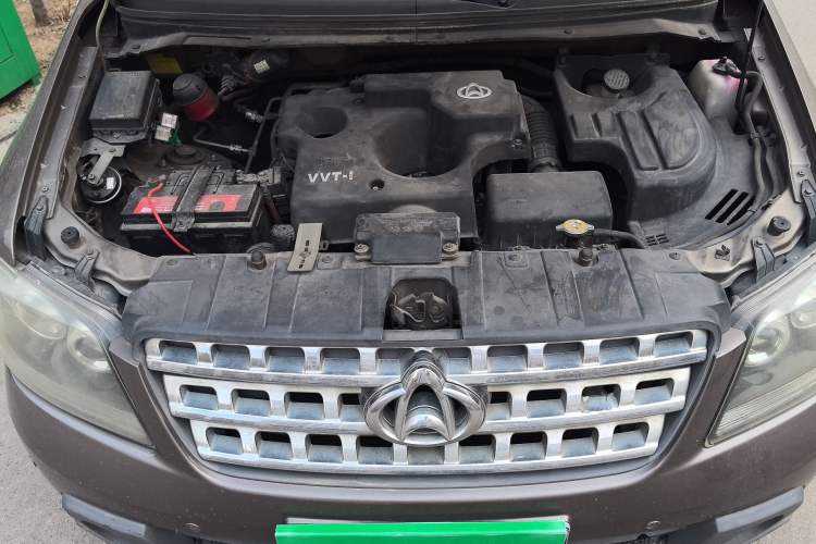 Used CHANGAN KAICHENG Ounuo S 2014 1.5L Base Version Engine Bay