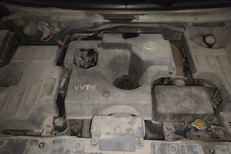 Used CHANGAN KAICHENG Ounuo S 2014 1.5L Elite Model Engine Bay