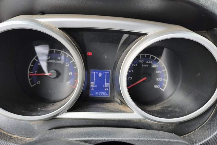 Used CHANGAN KAICHENG Ounuo S 2014 1.3L Base Version Instrument Cluster