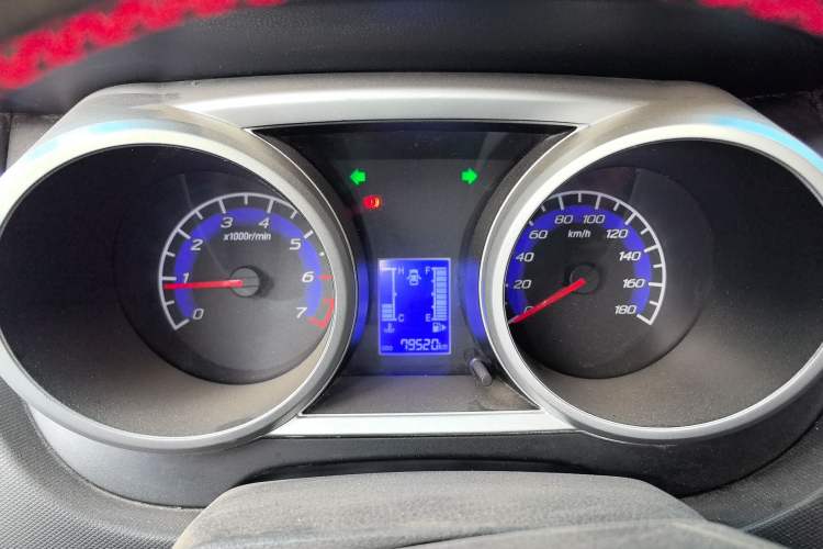Used CHANGAN KAICHENG Ounuo S 2014 1.5L Base Version Instrument Cluster