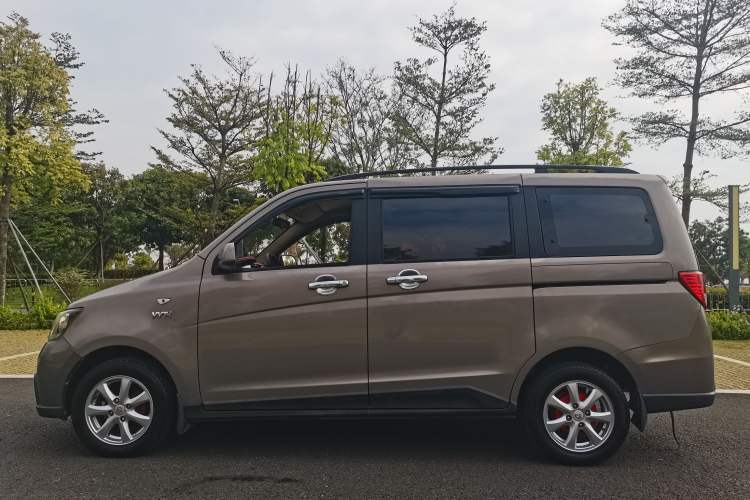 Used CHANGAN KAICHENG Ounuo S 2014 1.5L Elite Model Left Side