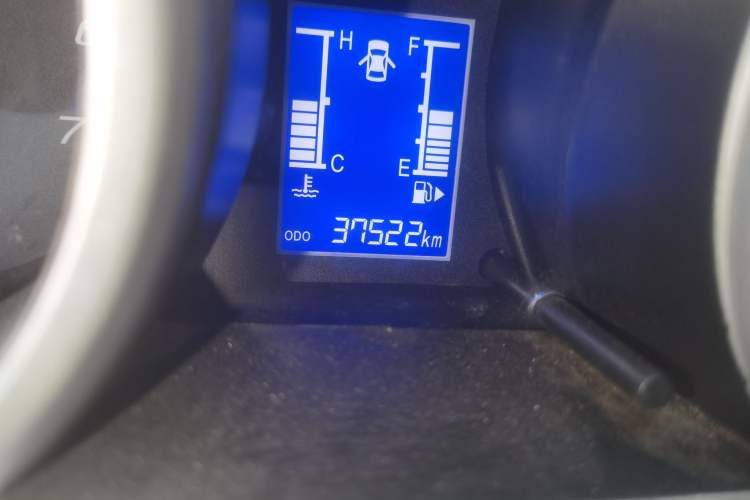 Used CHANGAN KAICHENG Ounuo S 2014 1.5L Elite Model Odometer Close Up