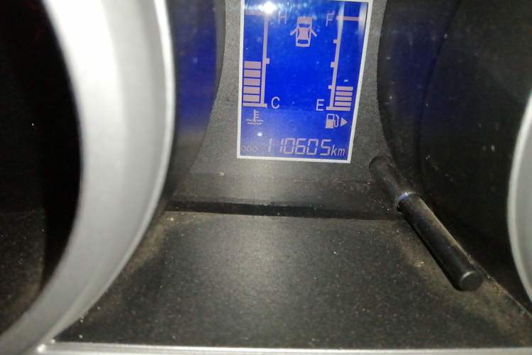 Used CHANGAN KAICHENG Ounuo S 2014 1.5L Elite Model Odometer Close Up