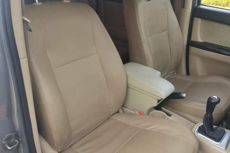 Used CHANGAN KAICHENG Ounuo S 2014 1.5L Elite Model Right Front Seat