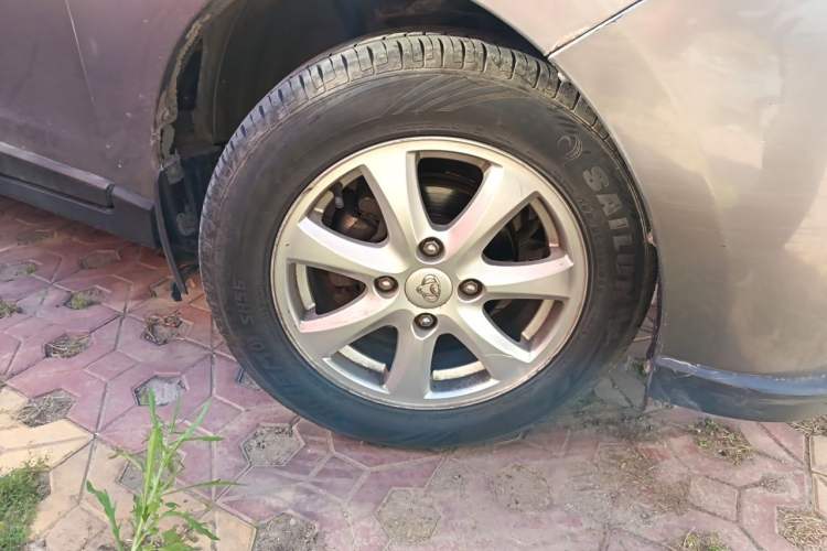 Used CHANGAN KAICHENG Ounuo S 2014 1.5L Elite Model Right Front Wheel Hub