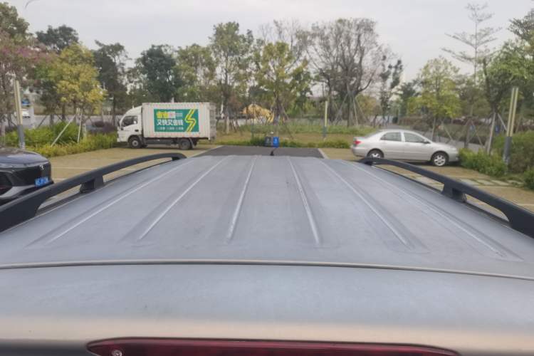 Used CHANGAN KAICHENG Ounuo S 2014 1.5L Elite Model Roof