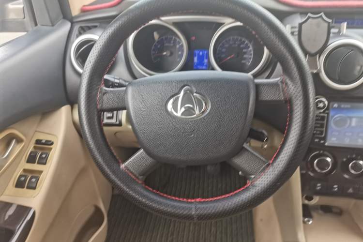 Used CHANGAN KAICHENG Ounuo S 2014 1.5L Elite Model Steering Wheel