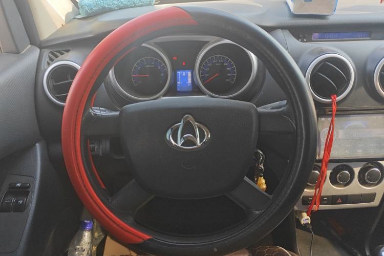 Used CHANGAN KAICHENG Ounuo S 2014 1.5L Base Version Steering Wheel