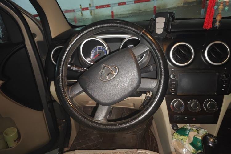Used CHANGAN KAICHENG Ounuo S 2014 1.5L Elite Model Steering Wheel