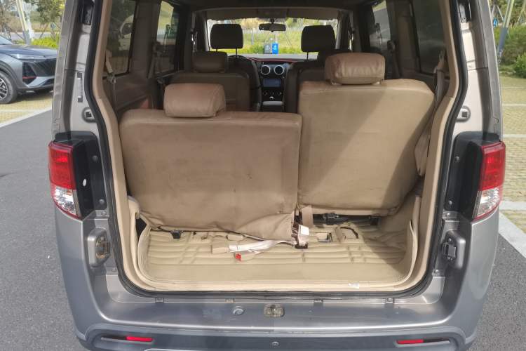 Used CHANGAN KAICHENG Ounuo S 2014 1.5L Elite Model Trunk