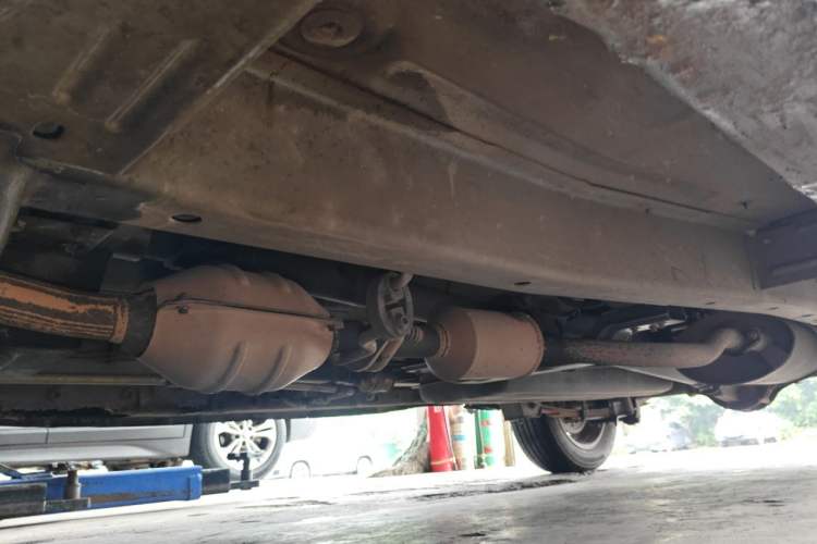 Used CHANGAN KAICHENG Ounuo S 2014 1.5L Base Version Chassis Front Left