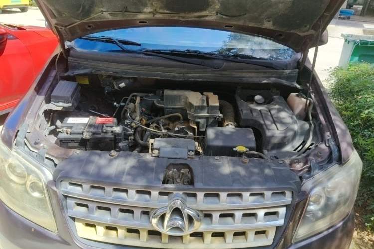 Used CHANGAN KAICHENG Ounuo S 2014 1.5L Base Version Engine Bay