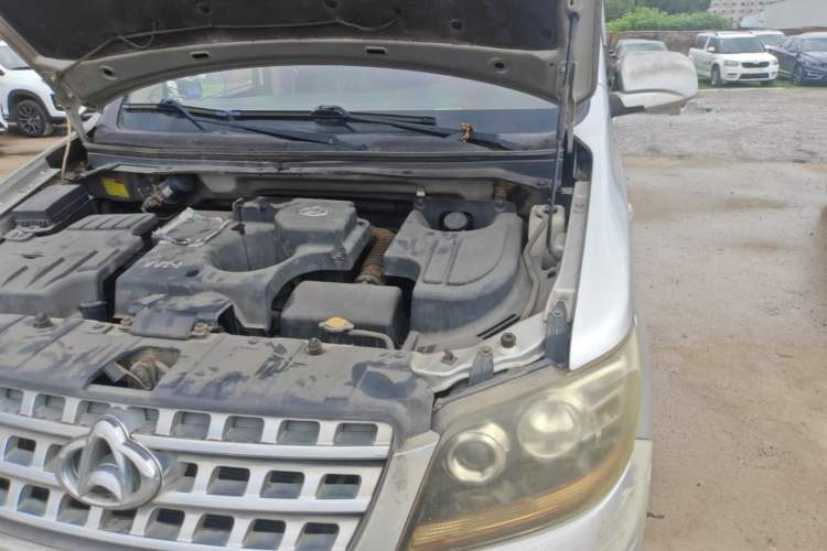 Used CHANGAN KAICHENG Ounuo S 2014 1.5L Luxury Model Engine Bay Left